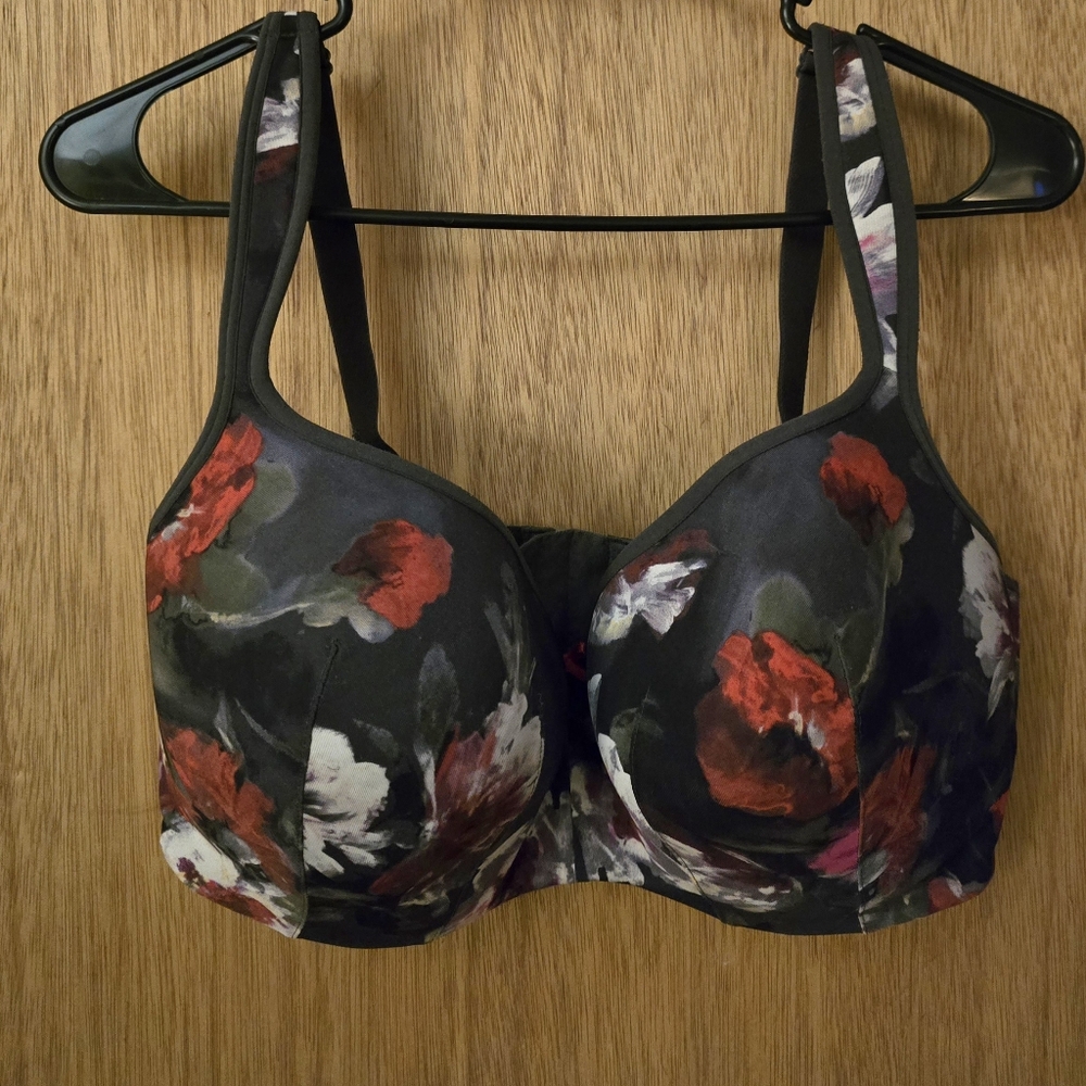 EUC Cacique Balconette Bra